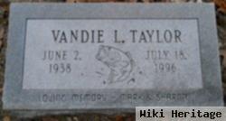 Vandie Longevers Taylor