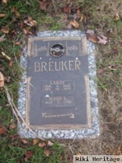 Larry Breuker