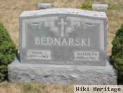 John J Bednarski