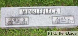 Alma V Cox Winklepleck