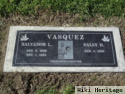 Salvador L Vasquez