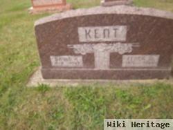 Leora W Kent