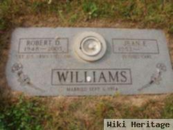 Robert D Williams