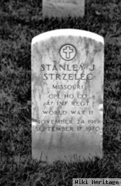 Stanley J Strzelec