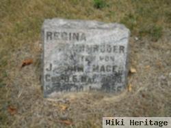 Regina Bluhmroder Mager