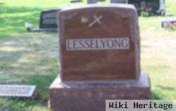 Mary Leinwander Lesselyong