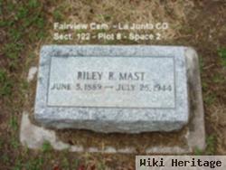 Riley Robert Mast