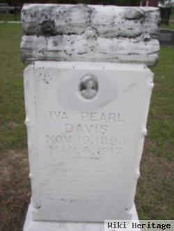 Iva Pearl Weakley Davis