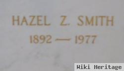 Hazel Zuschnitt Smith