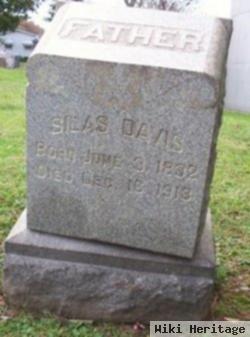 Silas Davis