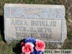 Anna Bowlin