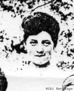 Mabel Holden