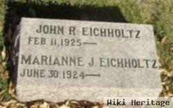 Marianne J Eichholtz