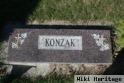 Leo C Konzak