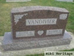 Edith M Vandivier