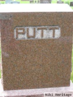 Abeliza H. Mcomber Putt