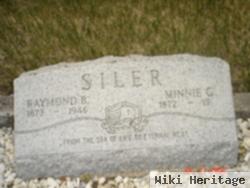 Minnie G Siler