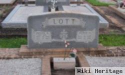 Hilmar John Lott