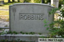 Robert R Robbins