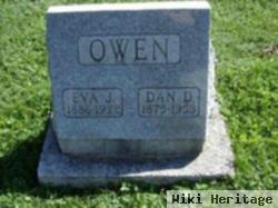 Daniel D "dan" Owen