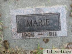 Marie Nikolas