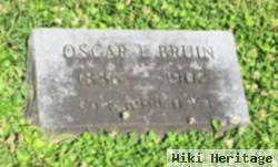 Oscar F Bruin