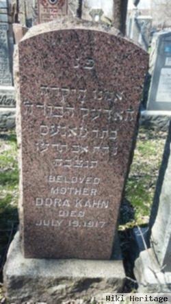 Dora Kahn