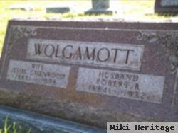 Robert B Wolgamott