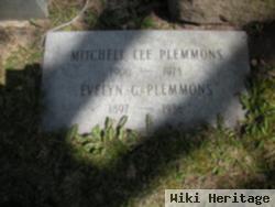 Evelyn G Plemmons