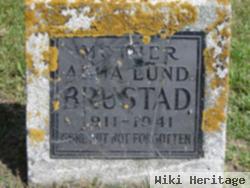 Alma Brustad