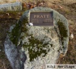 Philip E Pratt