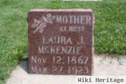 Laura J Mckenzie