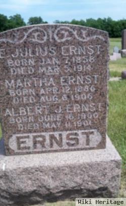 Martha Ernst