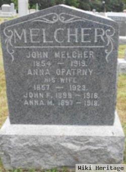 Annie Melcher