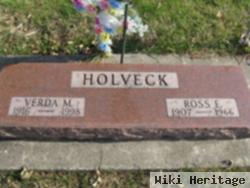 Verda M Holveck