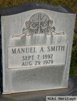 Manuel Augustino Smith