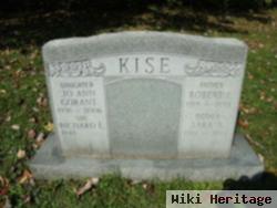 Robert E Kise