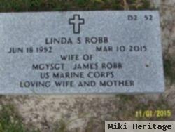 Linda S Robb