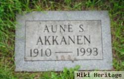 Aune S Akkanen