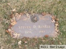 Steven D Runkle