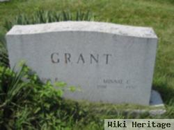 Minnie E Grant