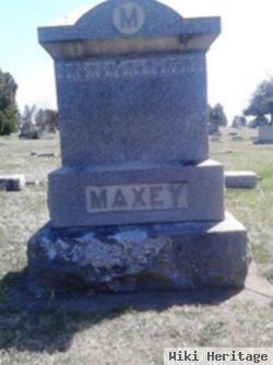 Waverly T Maxey