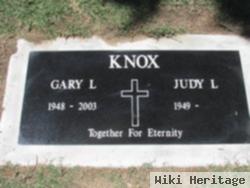 Gary L Knox