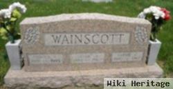 Harold E Wainscott