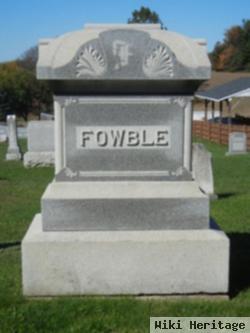 E Lewis Fowble