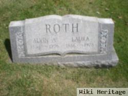 Laura Mitman Roth