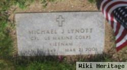 Michael J Lynott