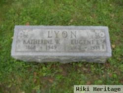 Eugene E Lyon