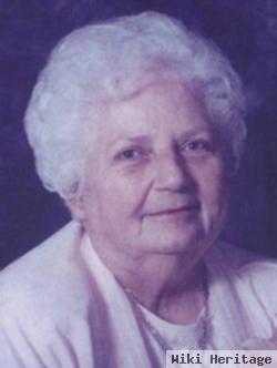 Dorothy C. Hinchliff Lee