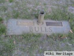 Annie Louzelle Jennings Bulls